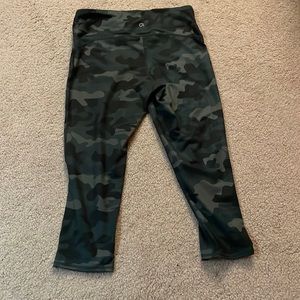 Green camo leggings